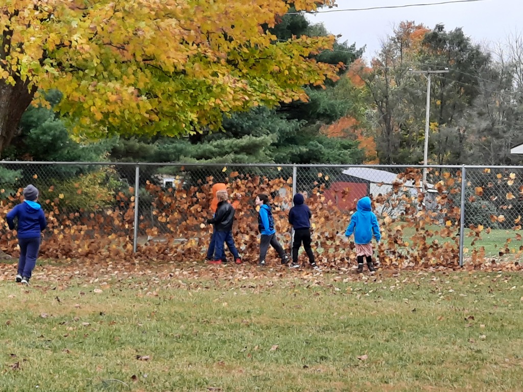 1st gr recess 2